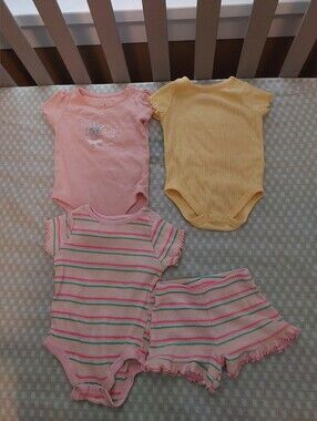 garanimals carters bodysuits and shorts 3-6 months